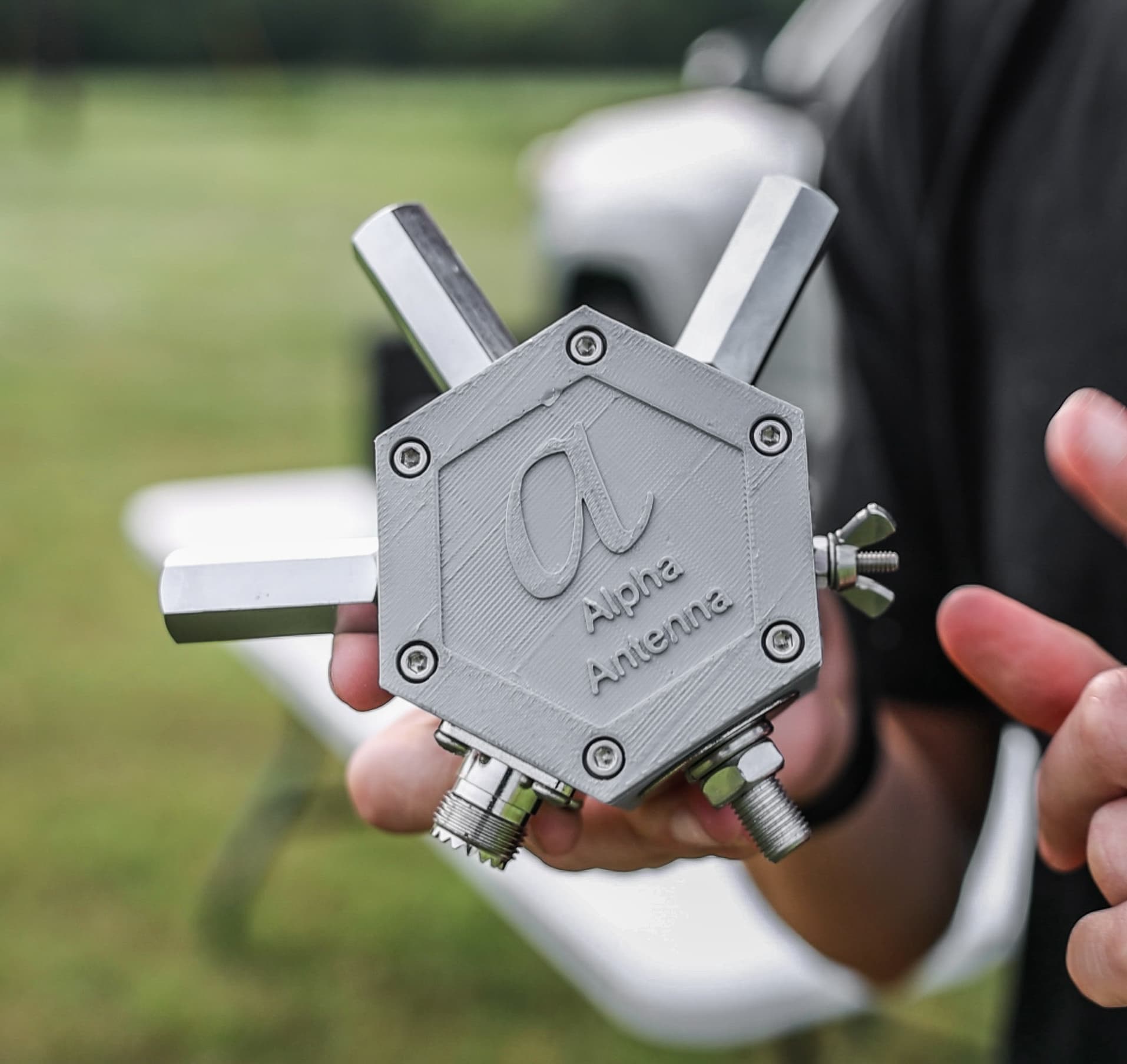 Close-up of the Alpha Antenna Hextenna Deluxe hub